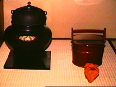 Mizusashi  (hand-bucket) and chaki tied with fukusa (invented by Rikyu)